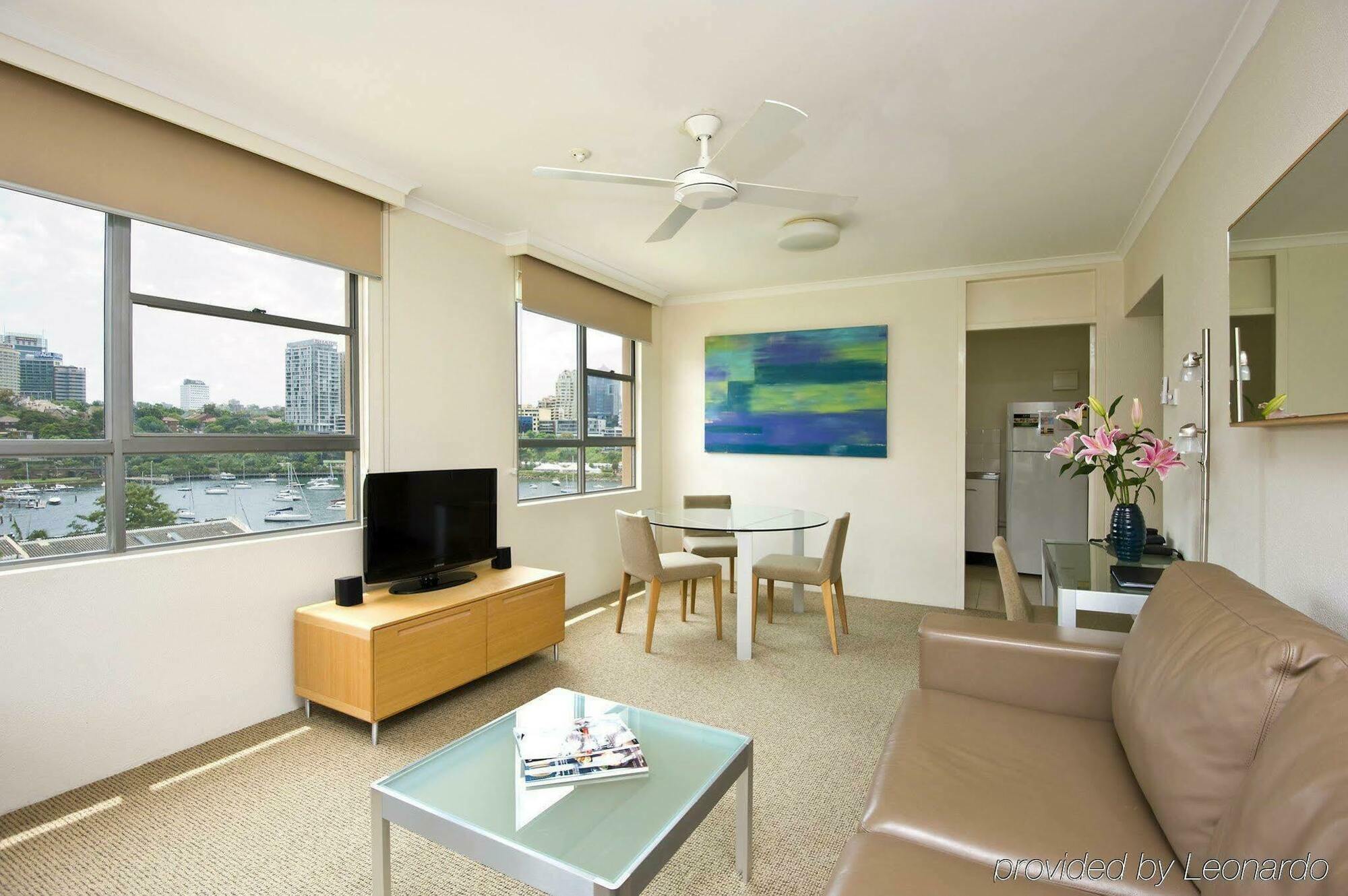 Harbourside Apartments Sydney Room photo